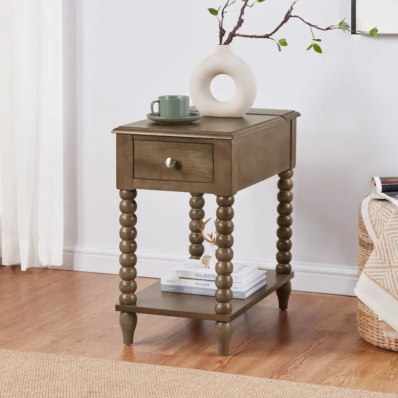 Table d'appoint traditionnelle en bois de 23,6 po avec pieds fuseau et port USB