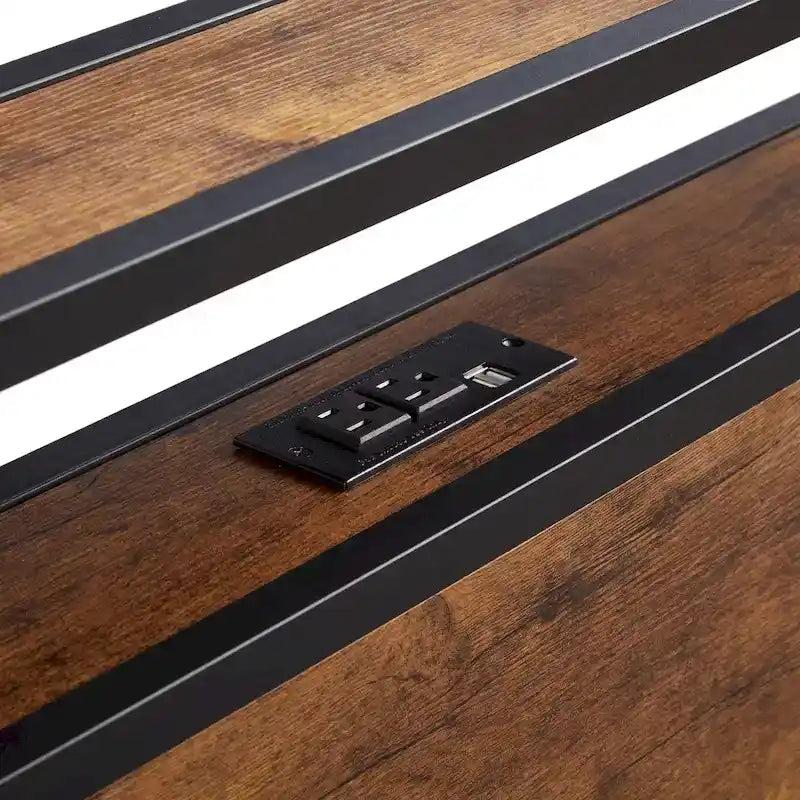 Lit plate-forme King Size en métal avec lumières LED, tête de lit en bois et deux tiroirs pour chambre à coucher