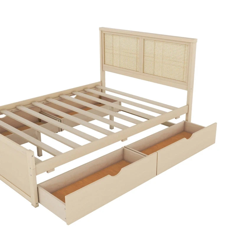 Lit double antique en bois naturel avec 4 tiroirs de rangement et tête de lit en rotin