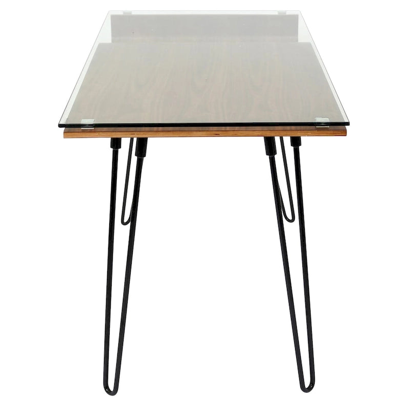 Bureau moderne de style médiéval