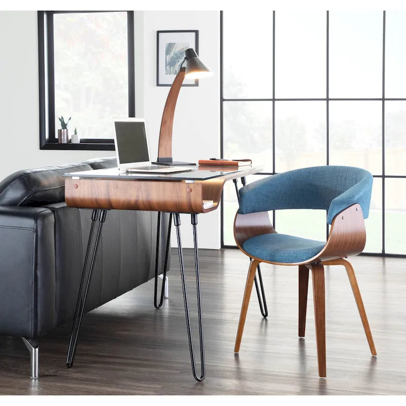 Bureau moderne de style médiéval