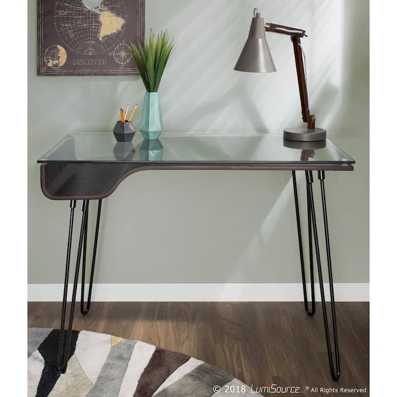 Bureau moderne de style médiéval