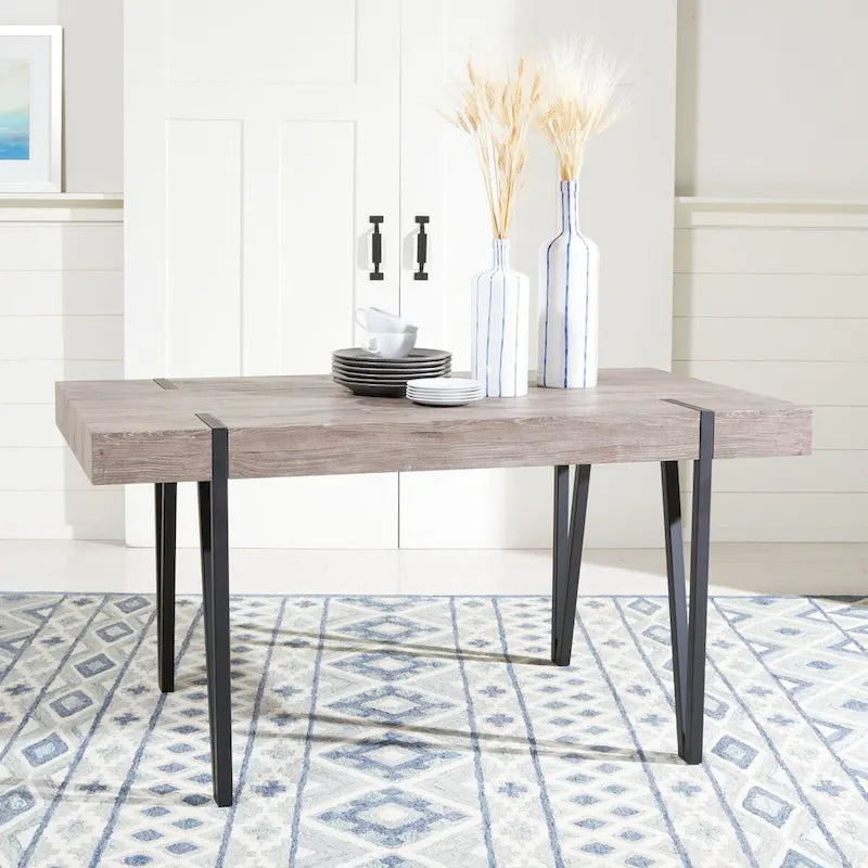 Table à manger industrielle rustique du milieu du siècle