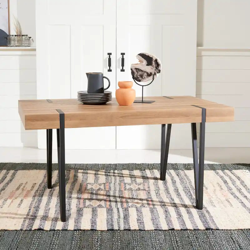 Table à manger industrielle rustique du milieu du siècle